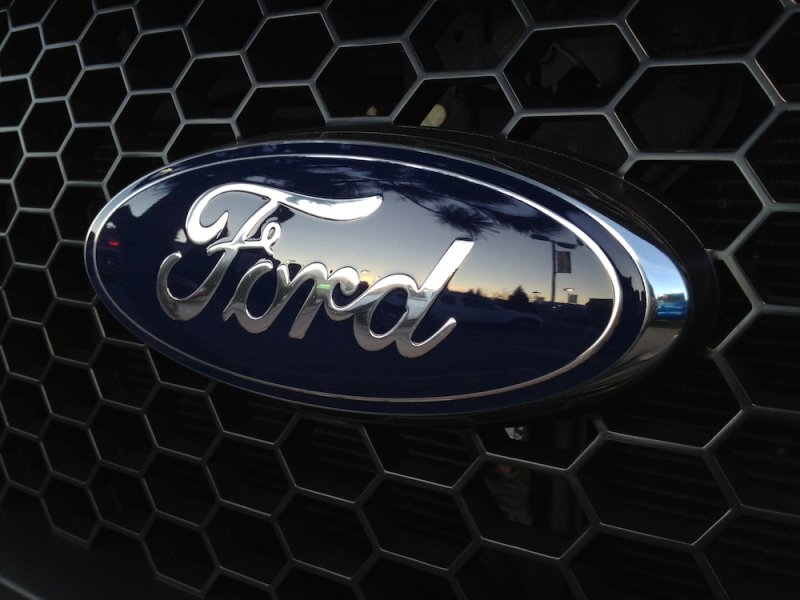 Заставка Форд