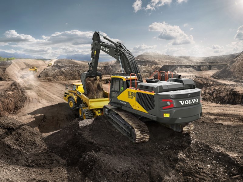 Экскаватор Вольво 380