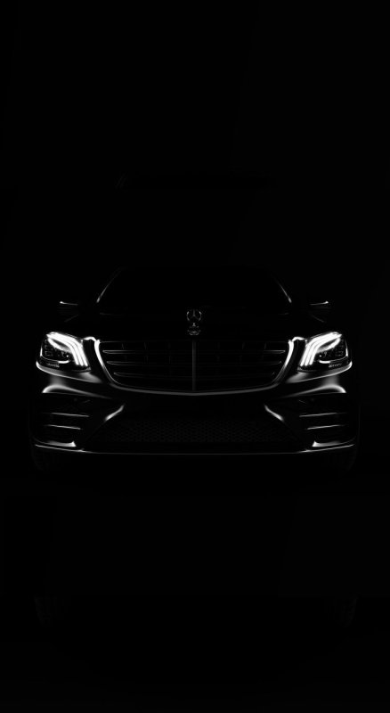 Мерседес АМГ 63 на черном фоне