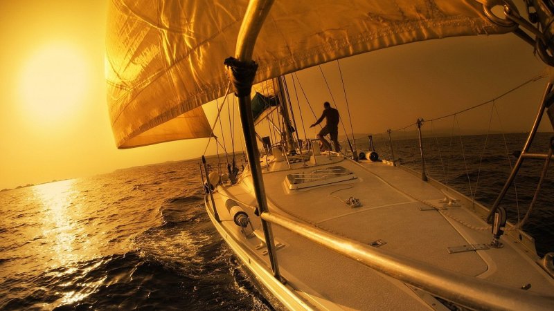 Парусная яхта Тигрис