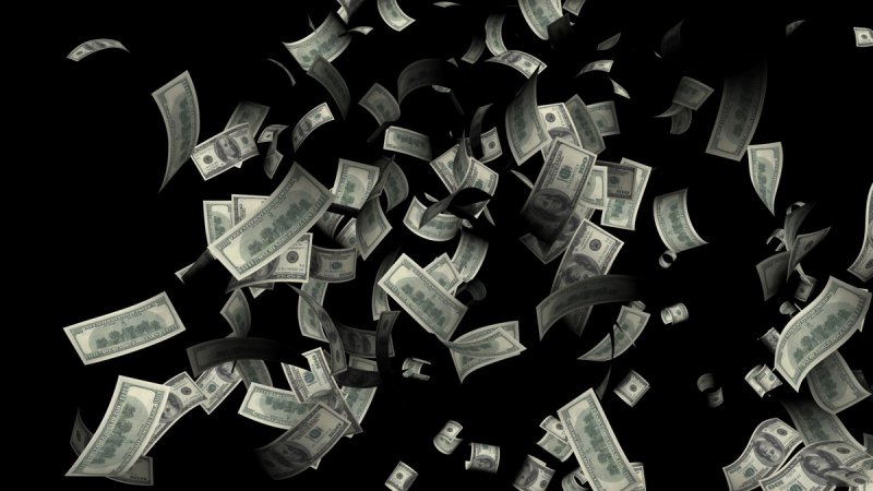 Доллар на черном фоне