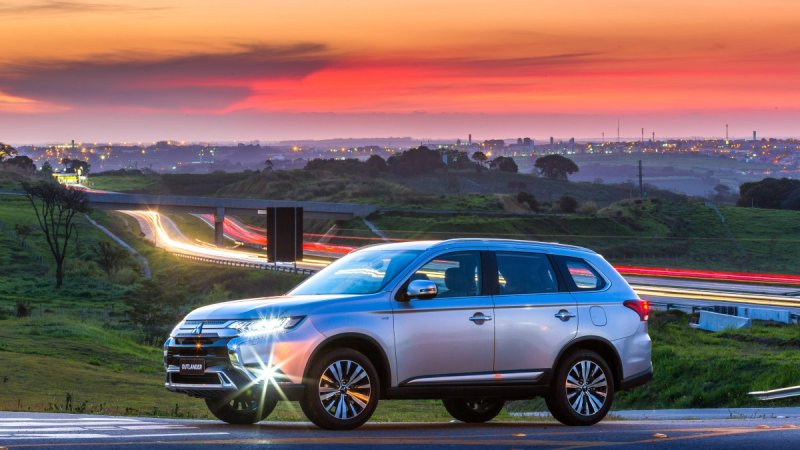 Mitsubishi Outlander 2020