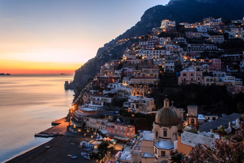Позитано Амальфи Италия закат