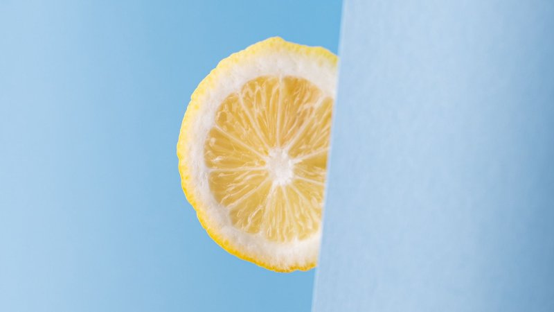 Обои с лимонами