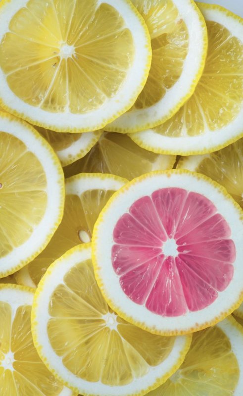 Яркие фрукты