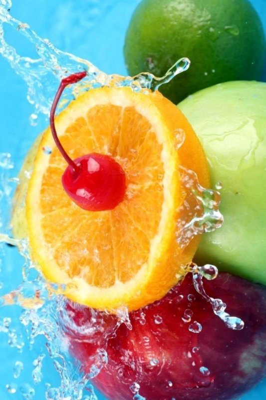 Яркие сочные фрукты