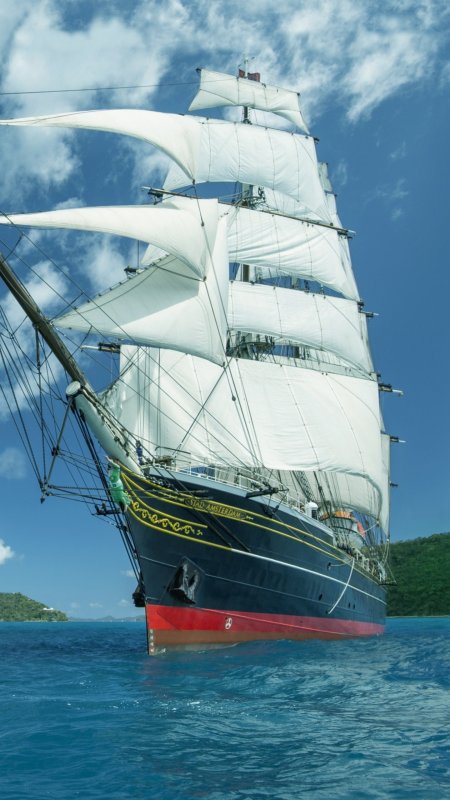 Парусный корабль