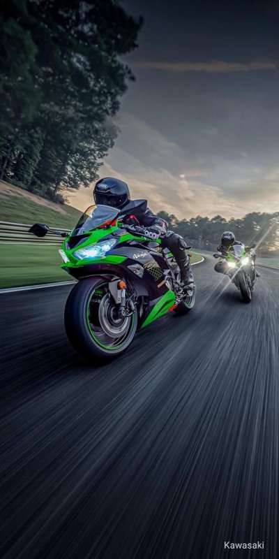 Спортивные мотоциклы на заставку телефона