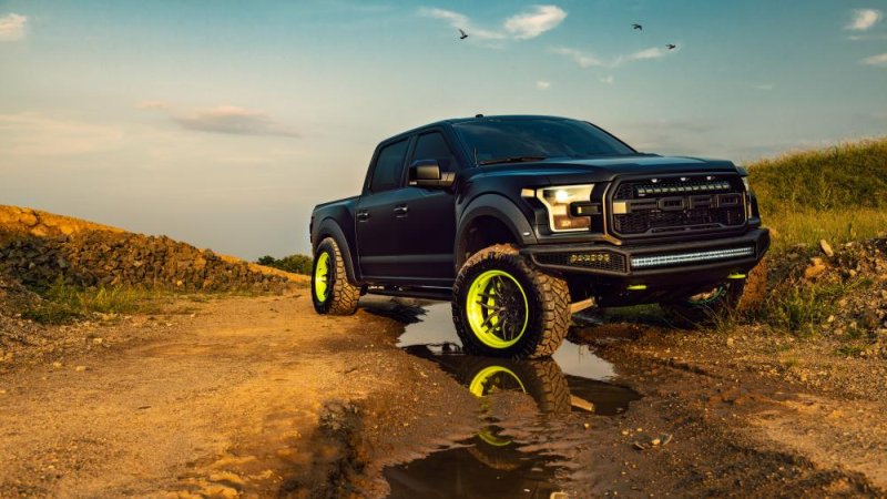 Ford f-150 Raptor джип