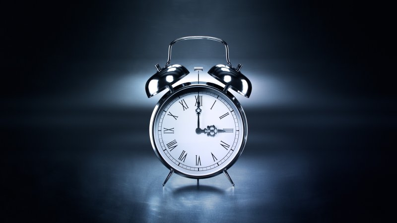 Часы будильник