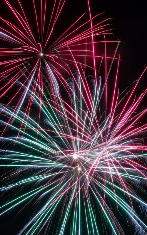 Заставка салют