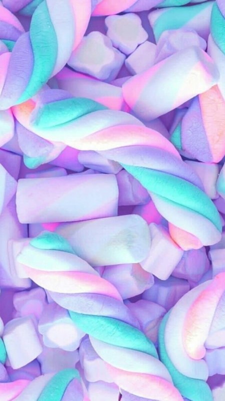 Сладости в пастельных тонах