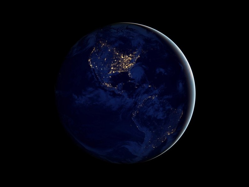 Планета ночью из космоса