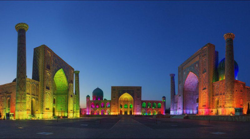 Площадь Регистан Бухара