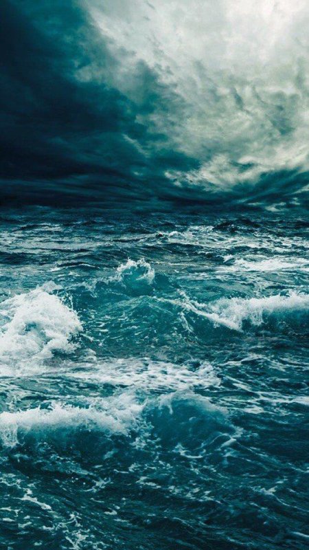 Шторм в океане