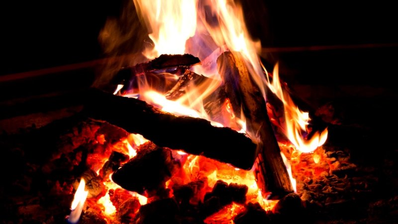 Пламенный костер