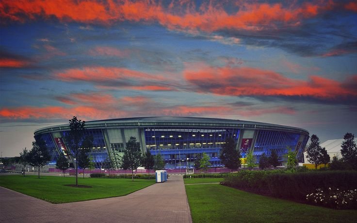 Ночной Донбасс Арена