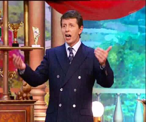 Дог шоу ведущий Михаил