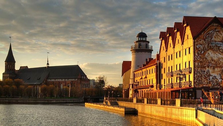 Калининград Рыбная деревня ночной