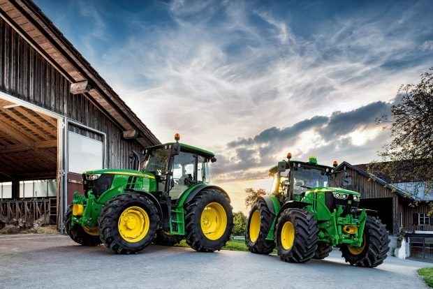 Трактор John Deere 1020