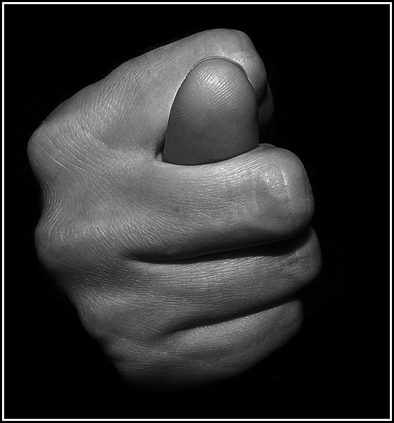 Огромная фига