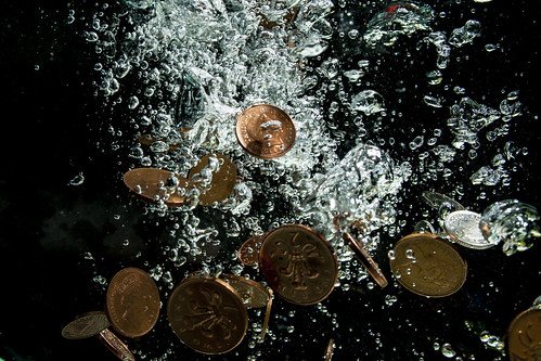 Падающие золотые монеты