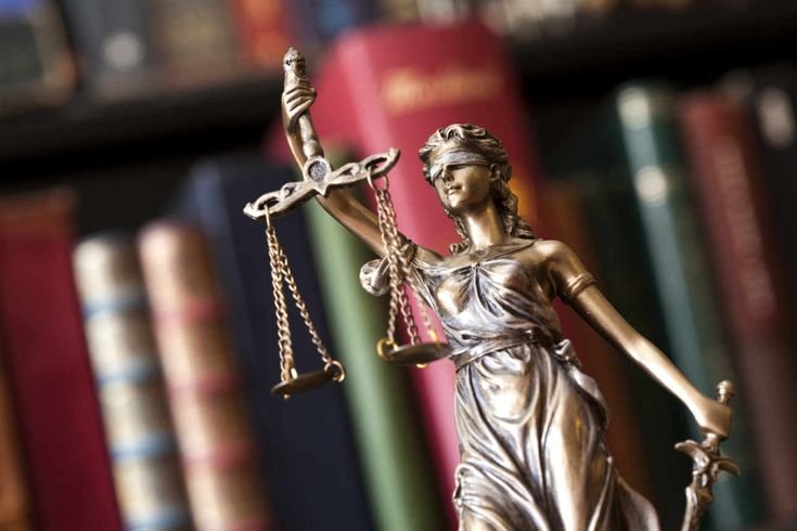 Весы Фемиды