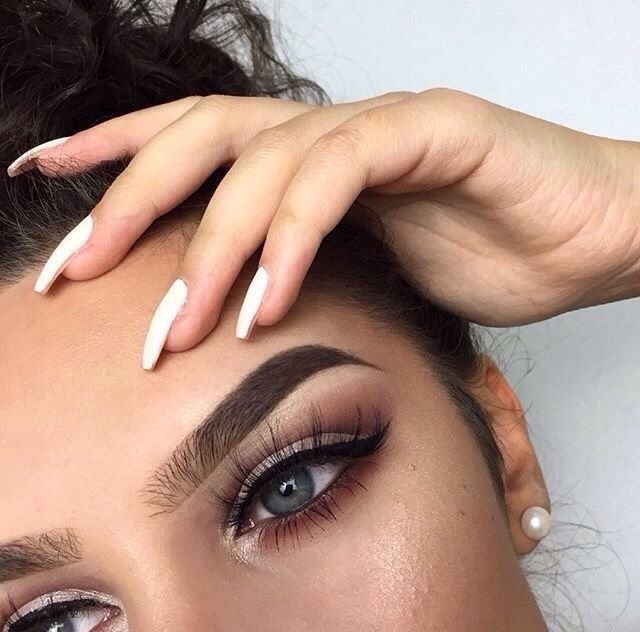 Брови и ресницы