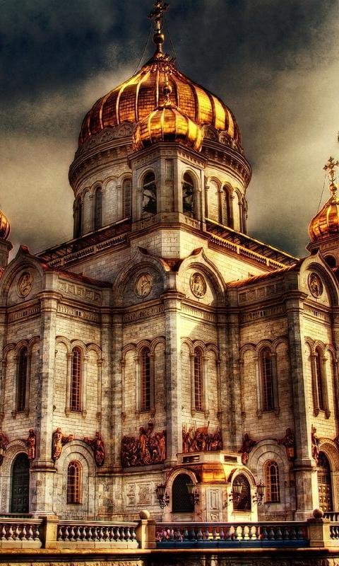 Купол храма Христа Спасителя в Москве