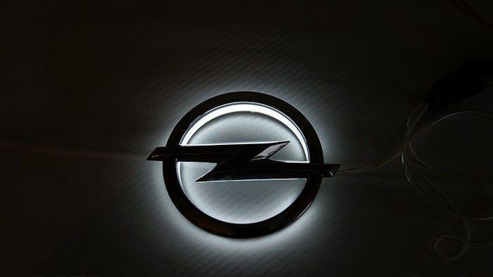 Логотип Опель Вектра