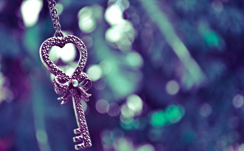 на ватсап женские