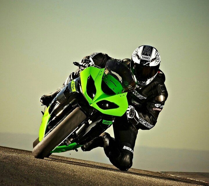 Обои мотоцикл Kawasaki zx6r