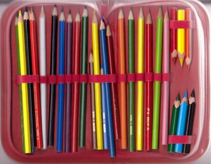 Ручки в пенале