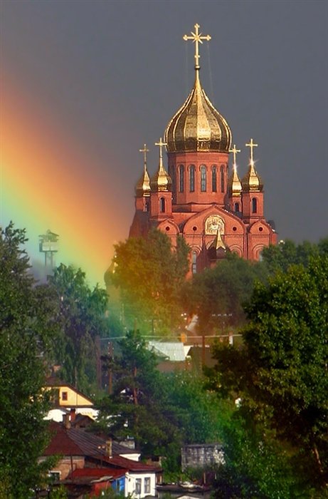 Красивые храмы России