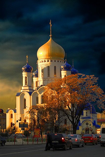 Ужгород храм Христа Спасителя фото