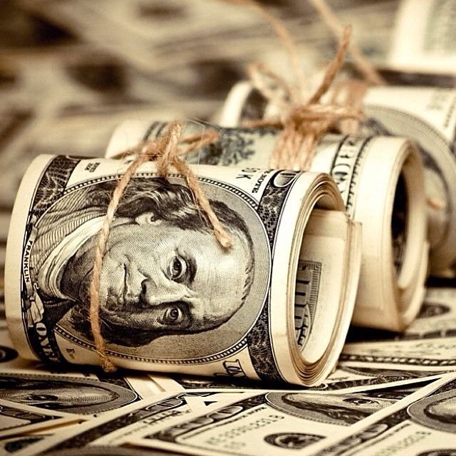 Заставка на телефон деньги