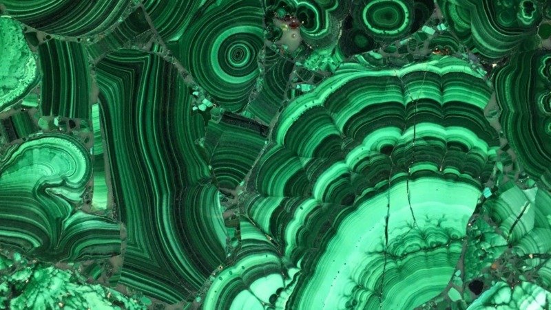 Малахит камень слэбы