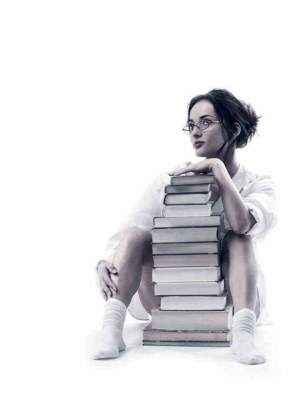 Библиотекарь на белом фоне