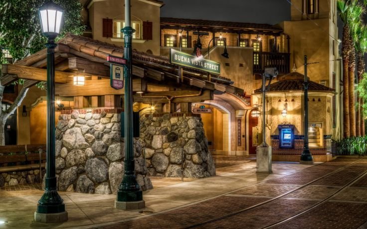 Сказочная улица