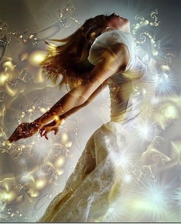 Сияющая женщина