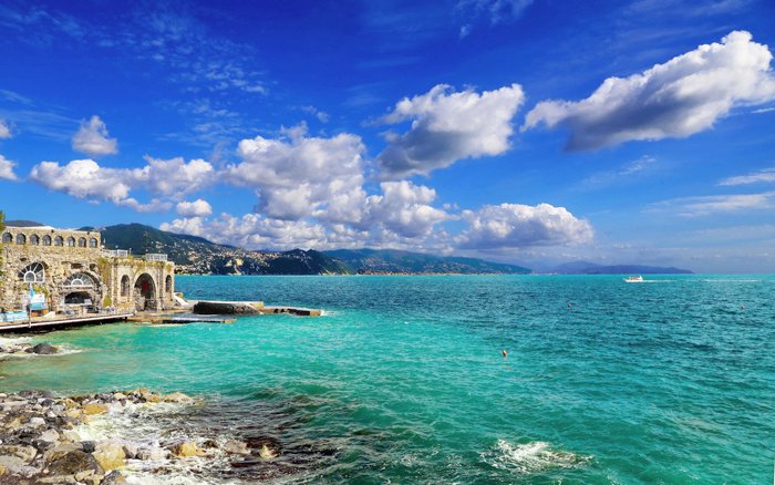 Лазурный берег Италии