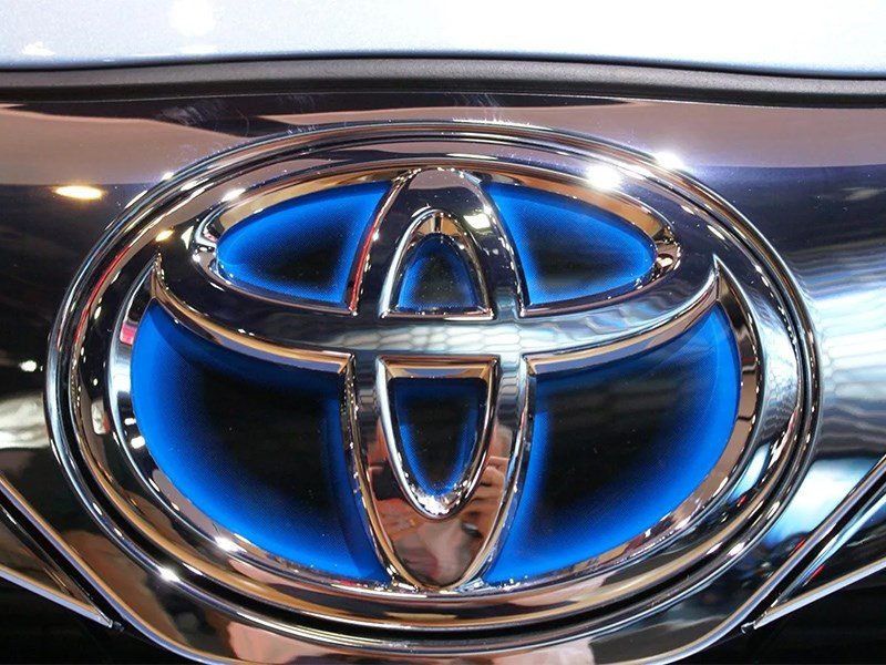 Toyota logo 2022