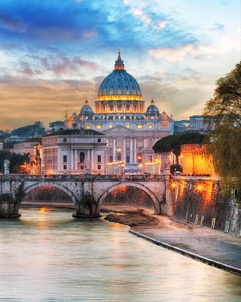 Мост в Ватикане