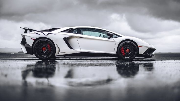 Lamborghini Aventador lp700-4 Золотая