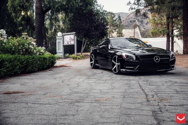 Mercedes Benz CLS 63 AMG