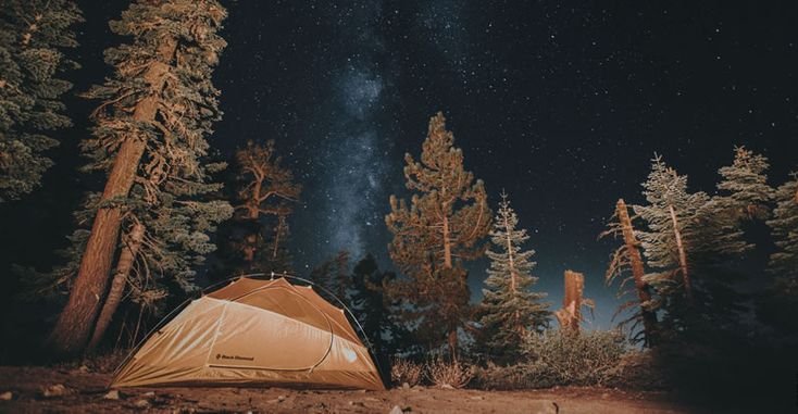 Палатка костер