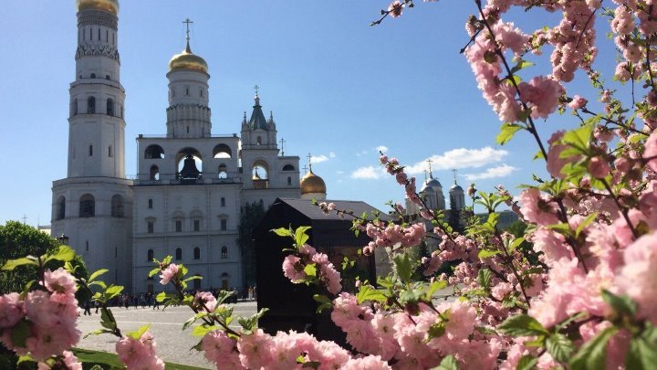 Москва весной