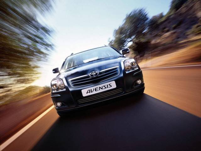 Тойота Авенсис 2008