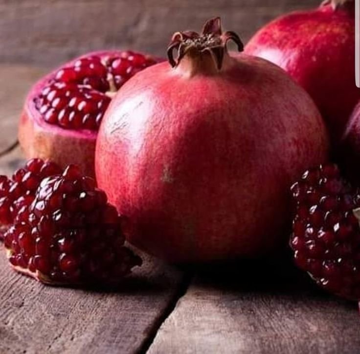 Гранаты фрукт