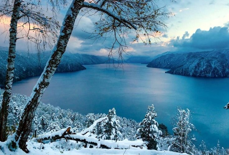 Телецкое озеро зима